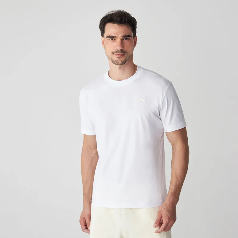 Camiseta Essentials Sl Masculina - New Balance - Confecção