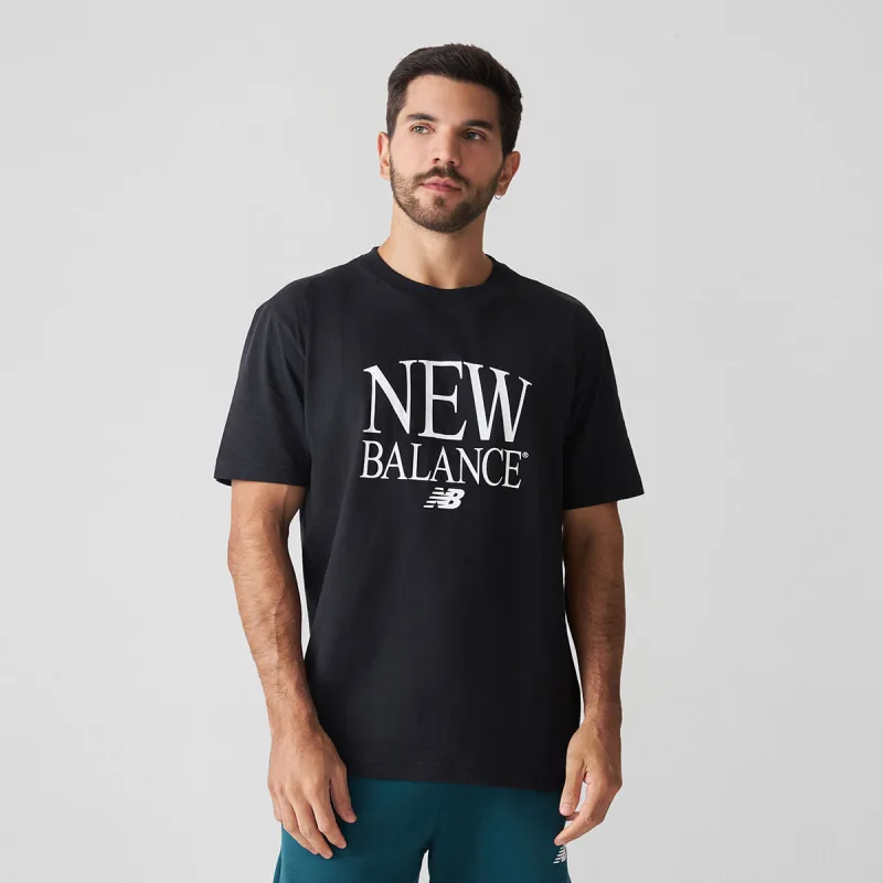 Camiseta Reimagined Graphic Masculina - New Balance - Confecção