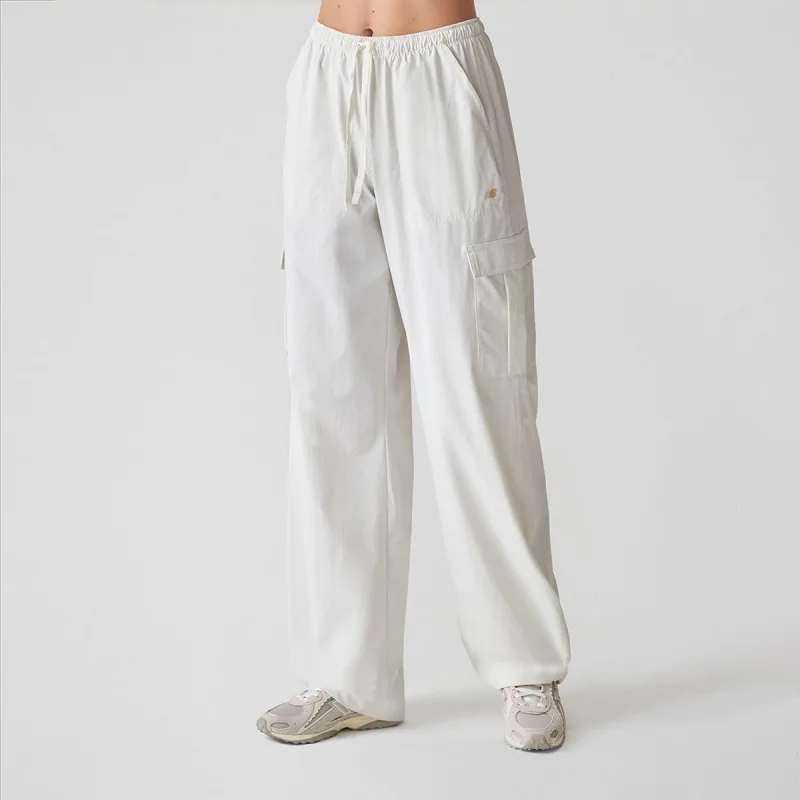 Calça Nylon Cargo Feminina - New Balance