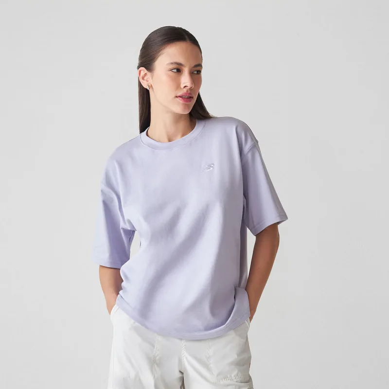 Camiseta Oversized Small Logo Feminina - New Balance