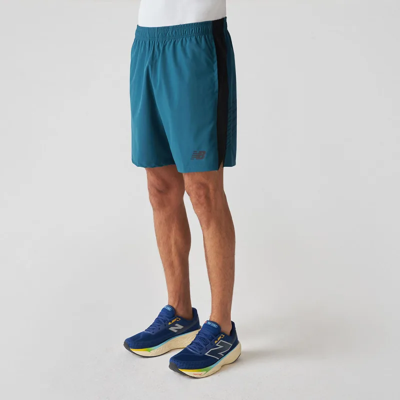 Bermuda Tenacity Logo 7" Masculina - New Balance - Confecção