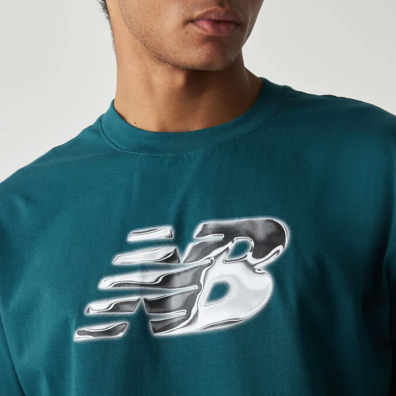 Camiseta Future Tech Masculina - New Balance - Confecção