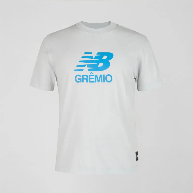 Camiseta Viagem Concentração Grêmio 2026 Masculina - New Balance - Confecção