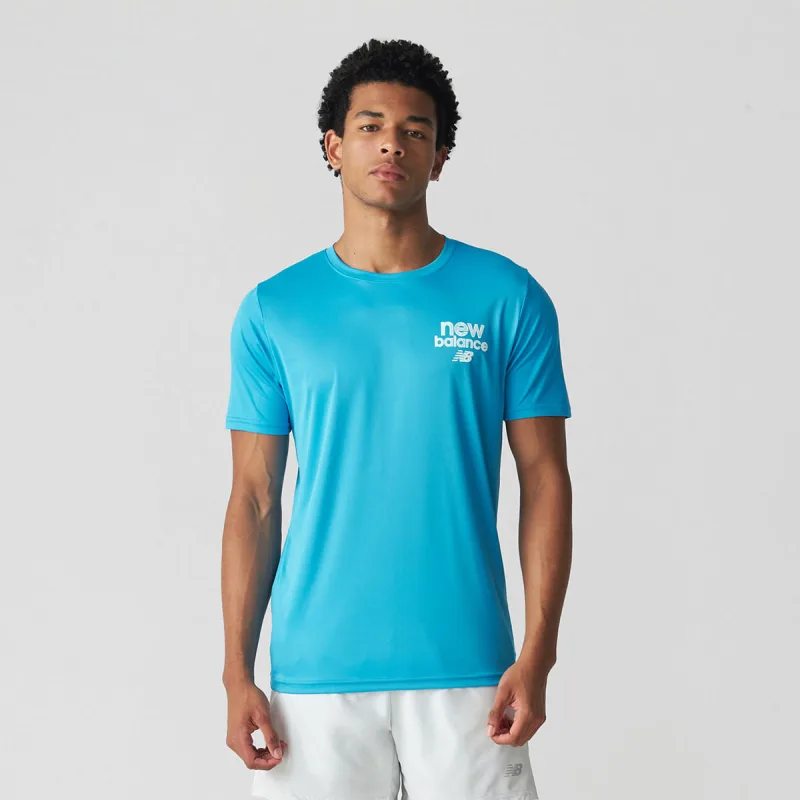 Camiseta Sport Left Chest Graphic Masculina - New Balance