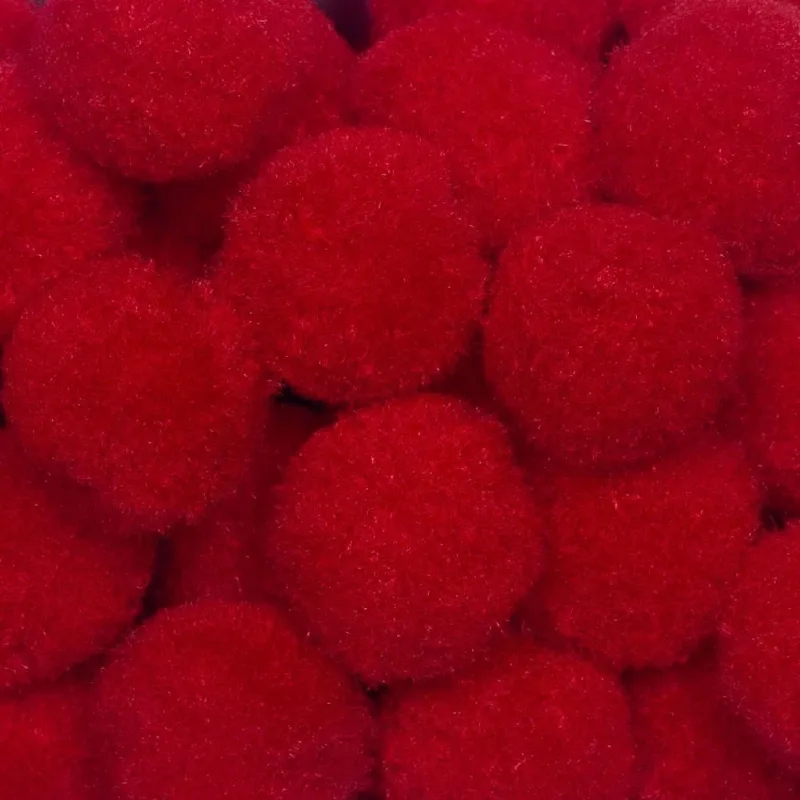 POMPOM PENA 6CM (VER QUANTIDADE) 201 - VERMELHO