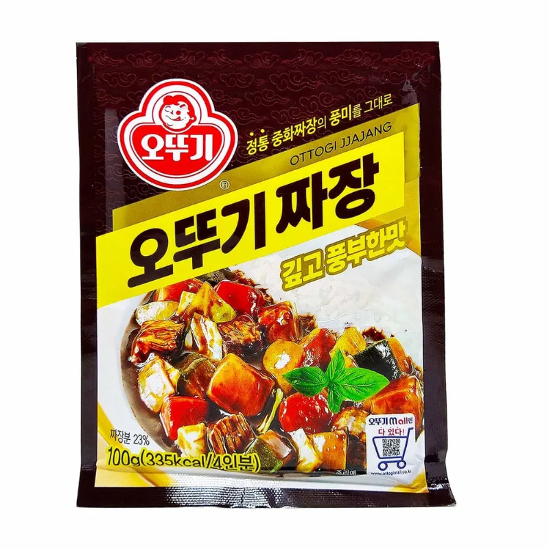 Molho de Soja Preta Coreano Em Pó Jjajang Ottogi 100g