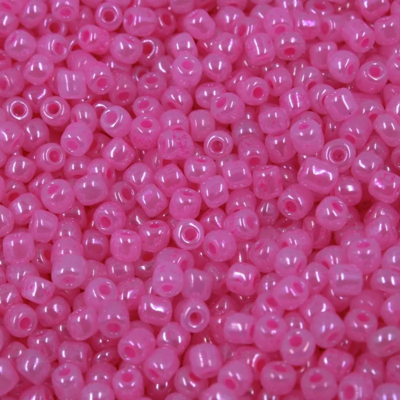 Miçangão Irisado 3.6Mm (6/0) Em Vidro Com 45G 217 - Rosa Bebe