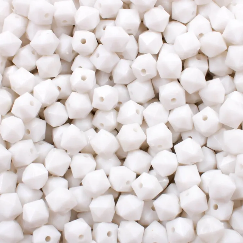 Quadrado Passante Leitoso 08Mm Em Acrilico Com 50Gr 209 - Branco Z9