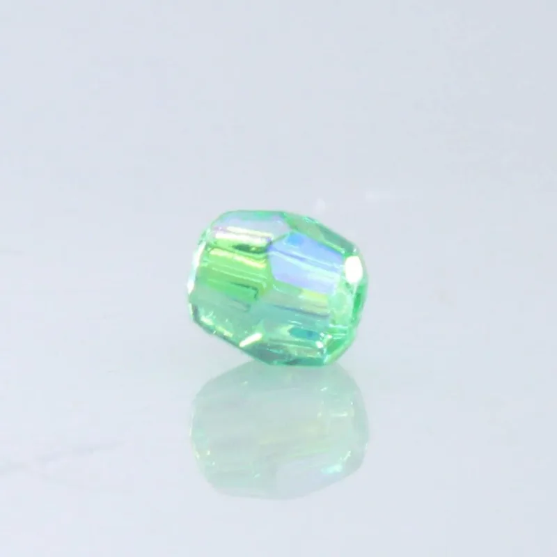 Bola Sextavada Irisada Passante 04Mm Em Acrilico Com 50Gr 216 - Verde Claro