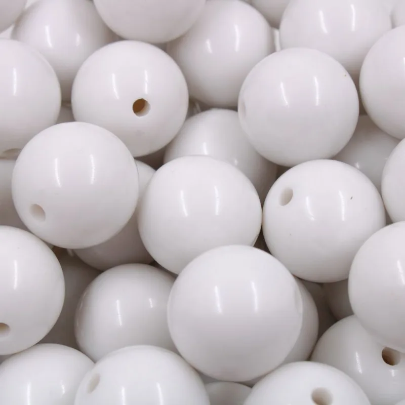 Bola Plastica Leitosa Passante 20Mm Com 50G 401B - Branco