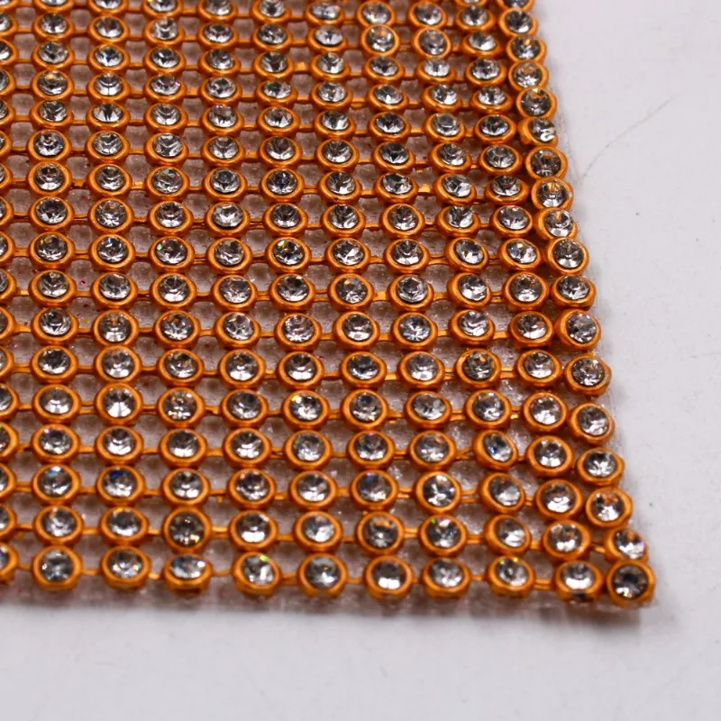 MANTA DE STRASS 40X24CM EM CRISTAL UNIDADE 201Kr - Dourado+Prata 201