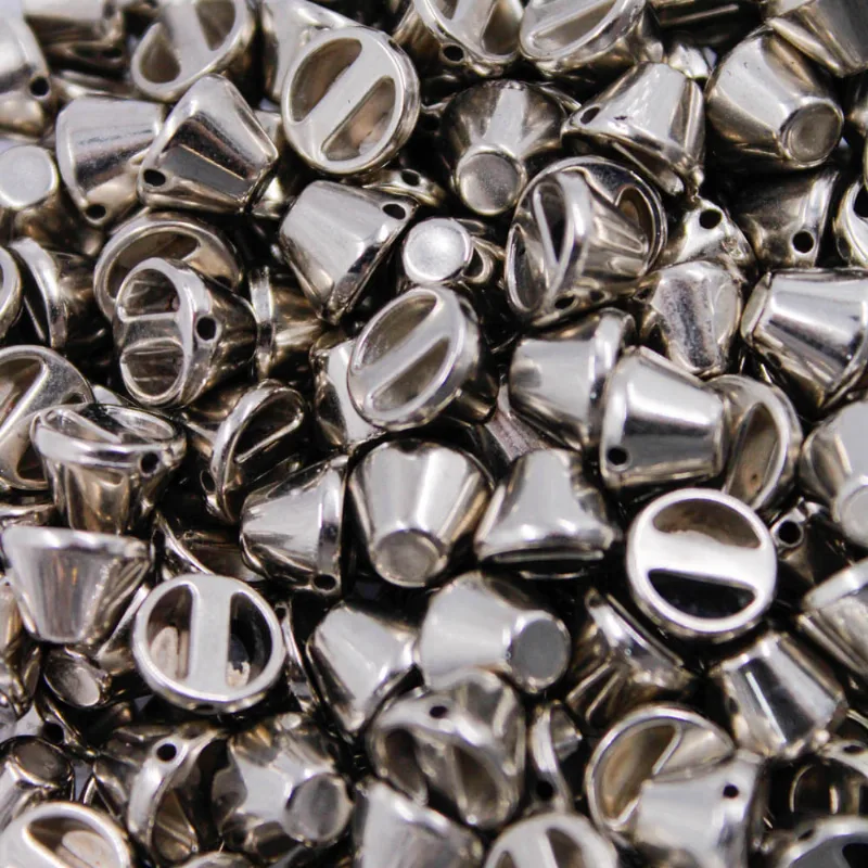 Chaton Piramide 10Mm Para Costura Com 50G 074 - Niquel