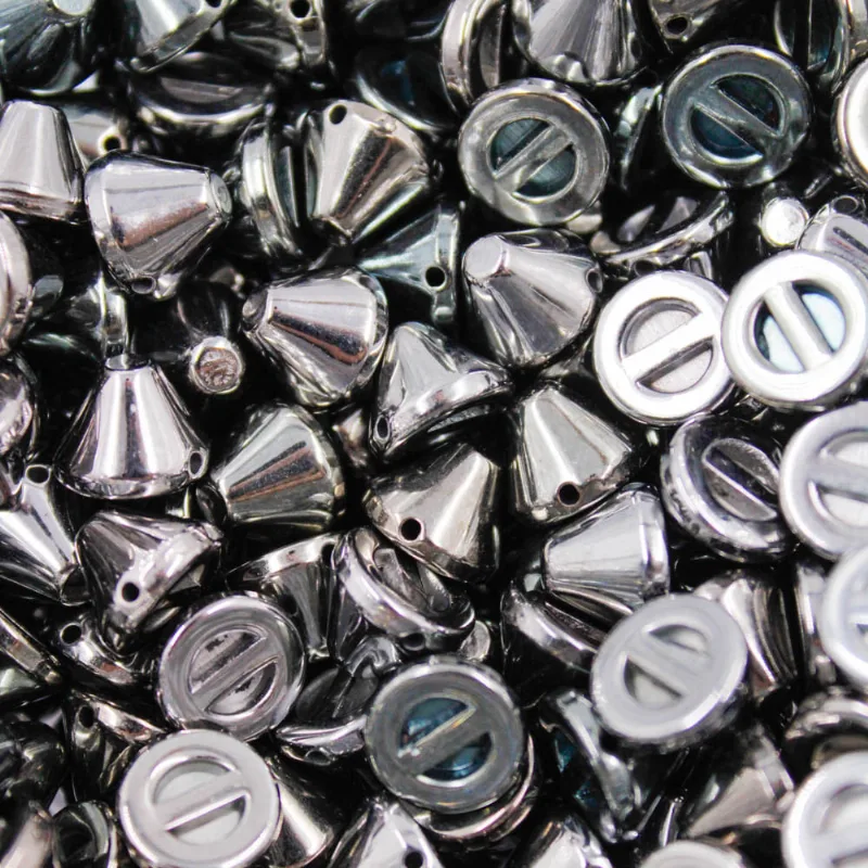 Chaton Piramide 10Mm Para Costura Com 50G Grafite