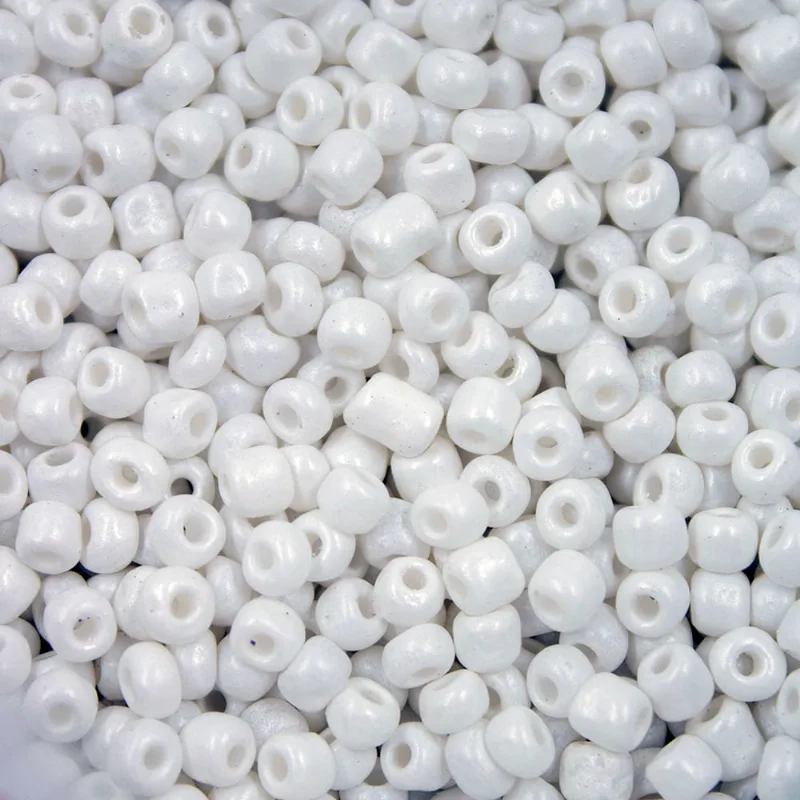 MIÇANGA REGULAR 3.6MM (6/0) EM VIDRO COM 45G 209 - Branco Z9