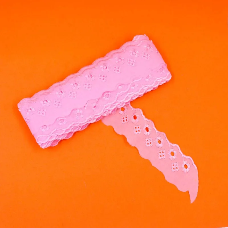 Bordado Inglês 05Cm Em Poliéster Com 01 Metro Rosa Claro