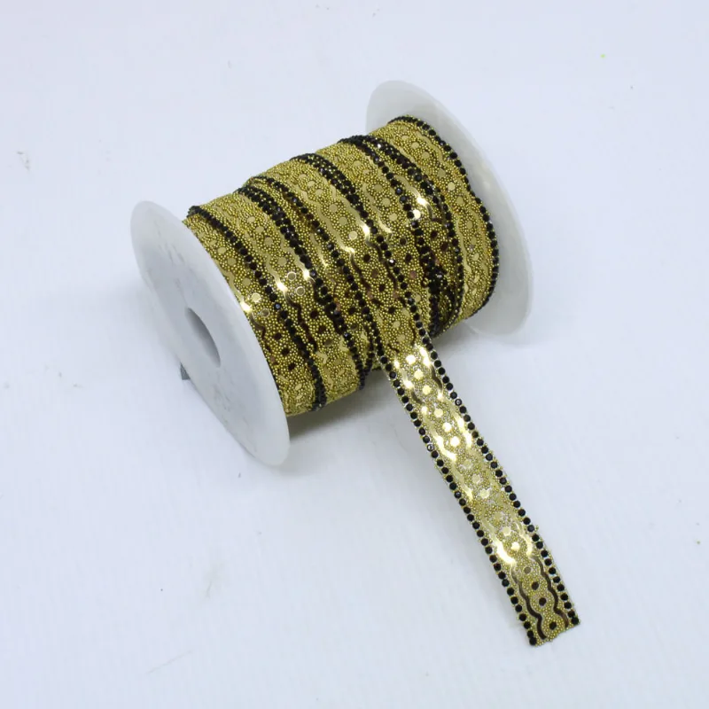 Strass Com Caviar 15Mm Termocolante Com 01 Metro 224Kr - Dourado+Preto 224